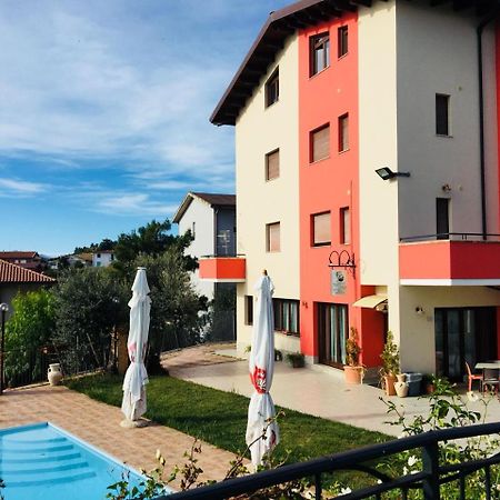Hotel Opera' Moscufo Buitenkant foto